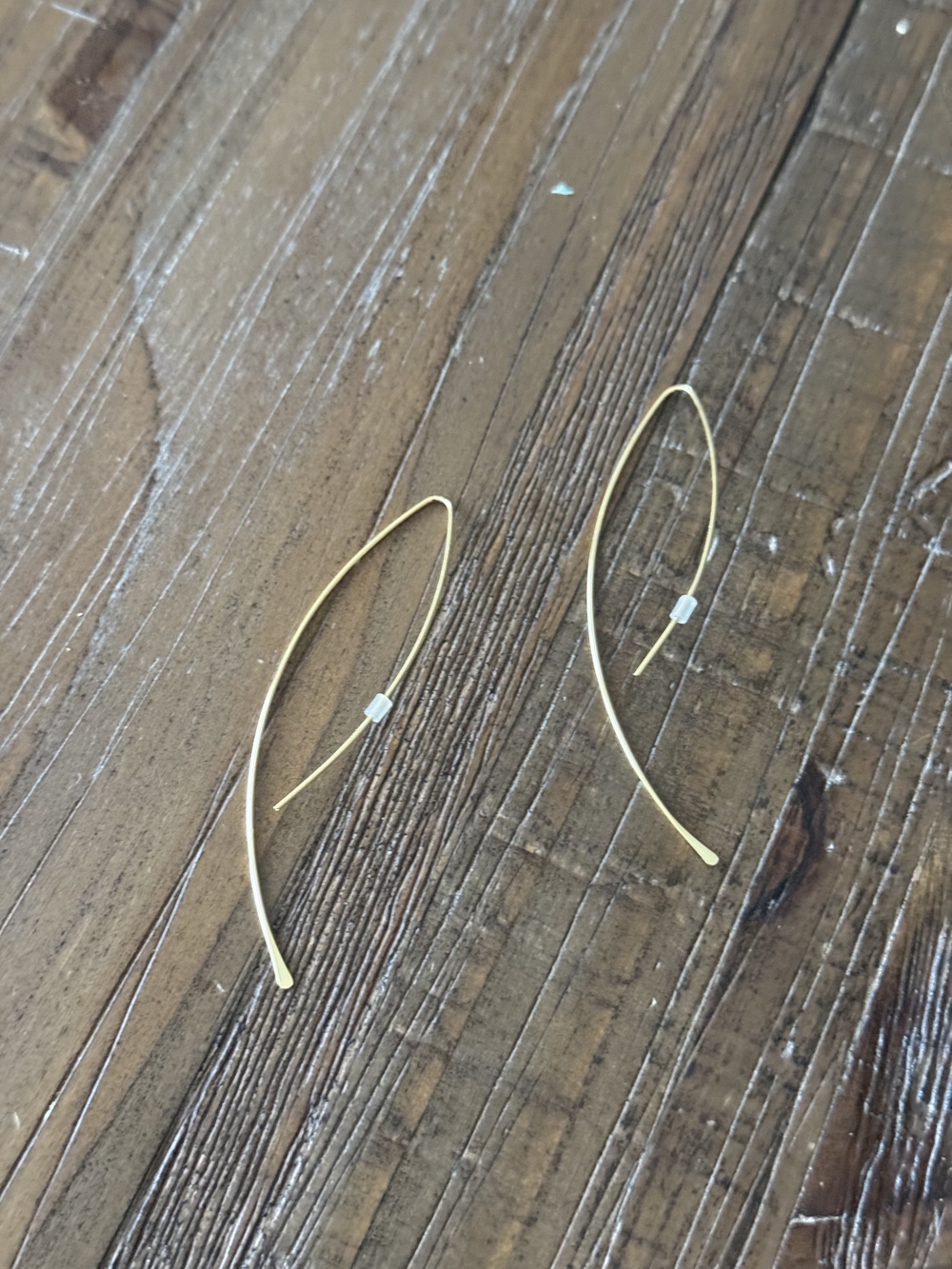 Delicate Gold Curved Threader Earrings - Minimal Women’s Jewelry